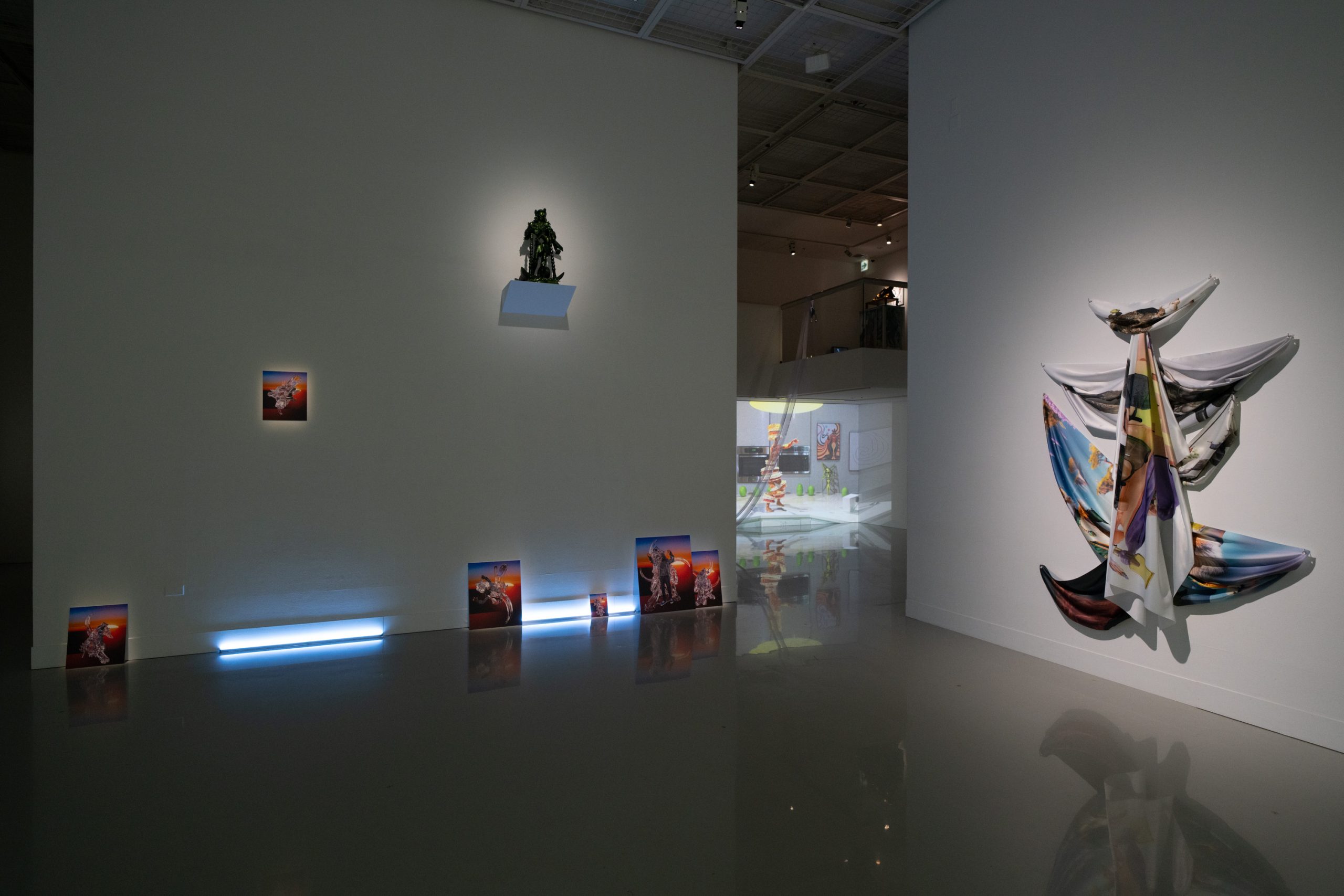 平田 尚也展　「仮現の反射／Reflections of Bric-a-Brac」